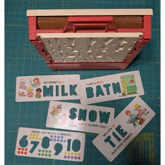 Fisher-Price School Days Desk Vintage Educational Toy Magnetic Letters Numbers - Picture 8 of 13